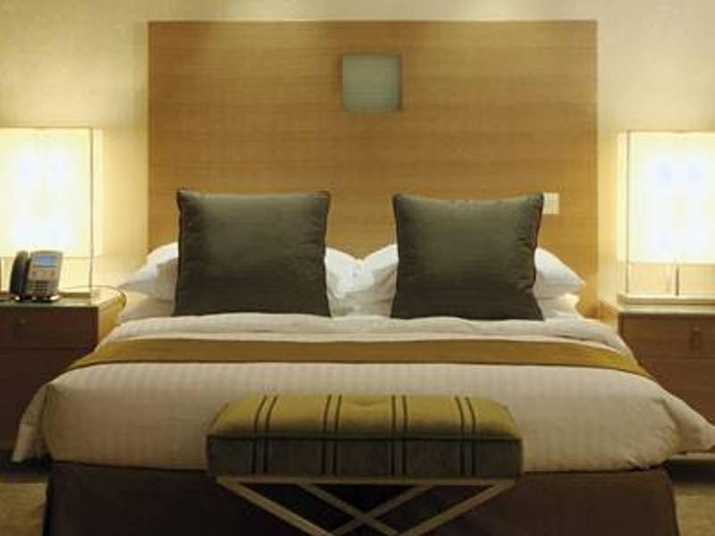 Qabila Westbay Hotel By Marriott Doha Room photo